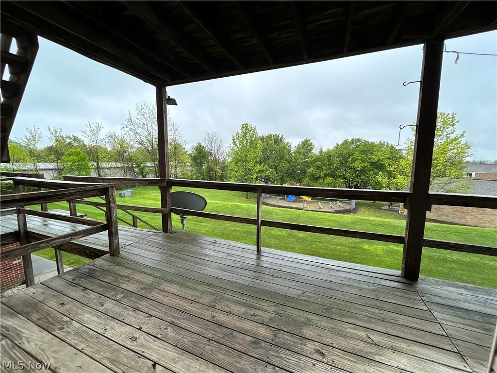623 Lovers Lane Steubenville OH 43953
