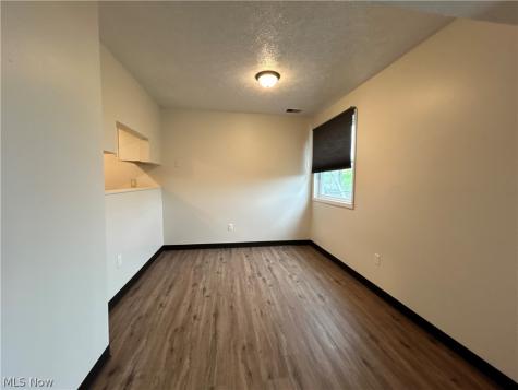623 Lovers Lane Steubenville OH 43953
