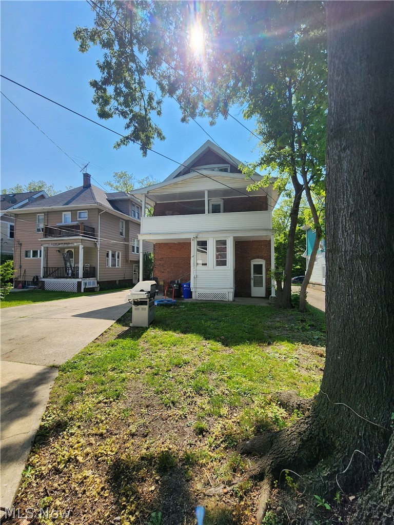 2569 Cheshire Road Shaker Heights OH 44120