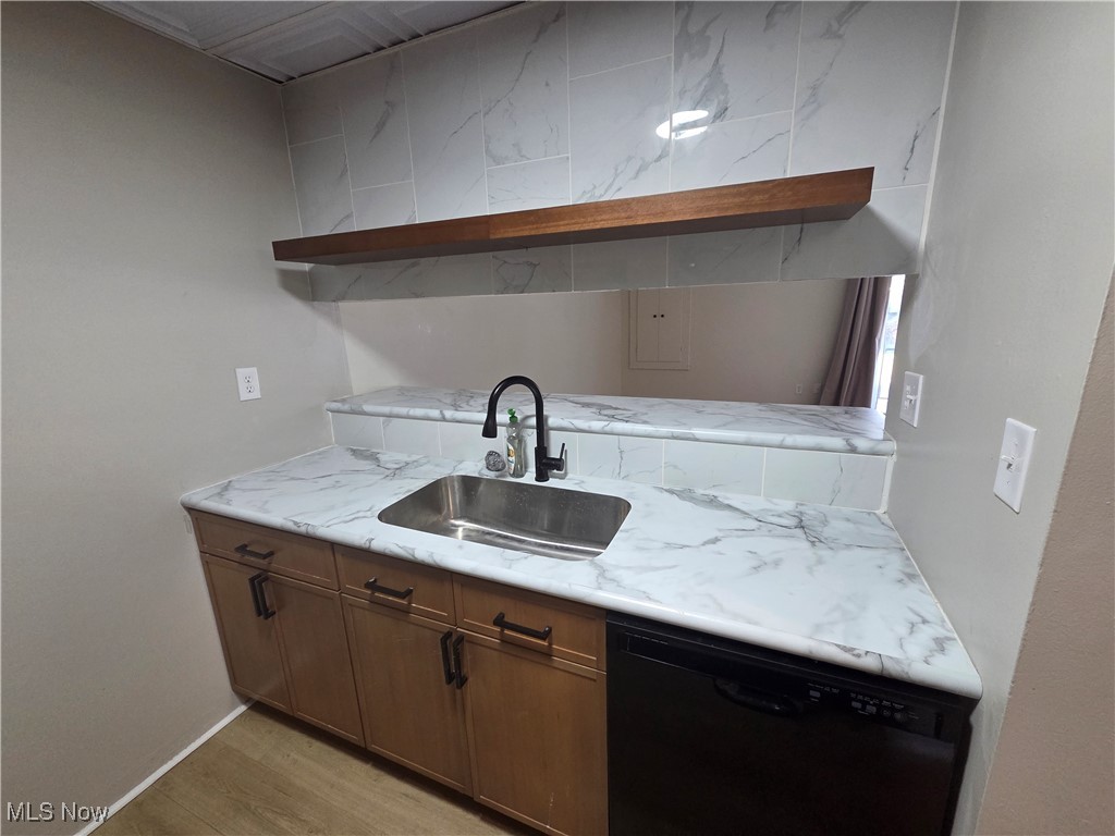 38280 North Lane Willoughby OH 44094