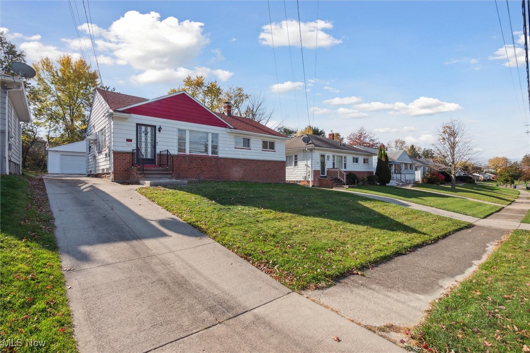 9616 David Road Maple Heights OH 44125