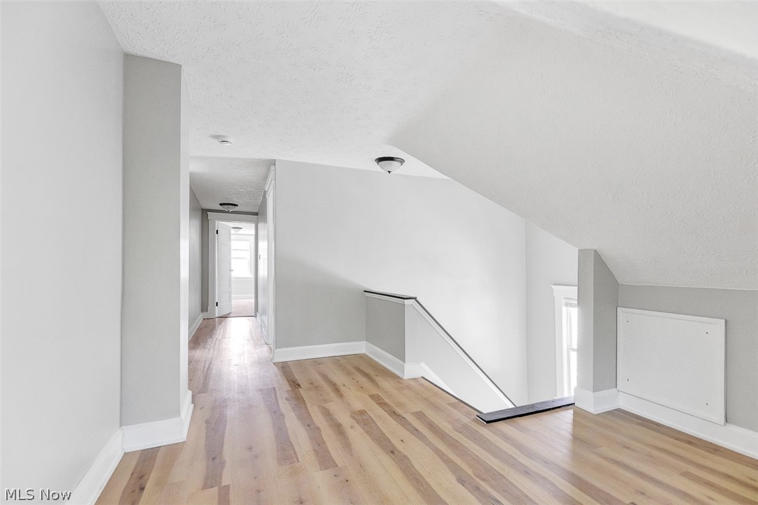 9807 Parkgate Avenue Cleveland OH 44108