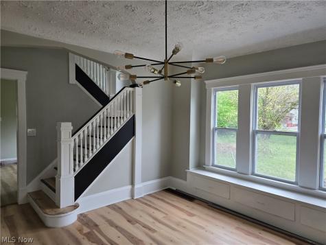 9807 Parkgate Avenue Cleveland OH 44108