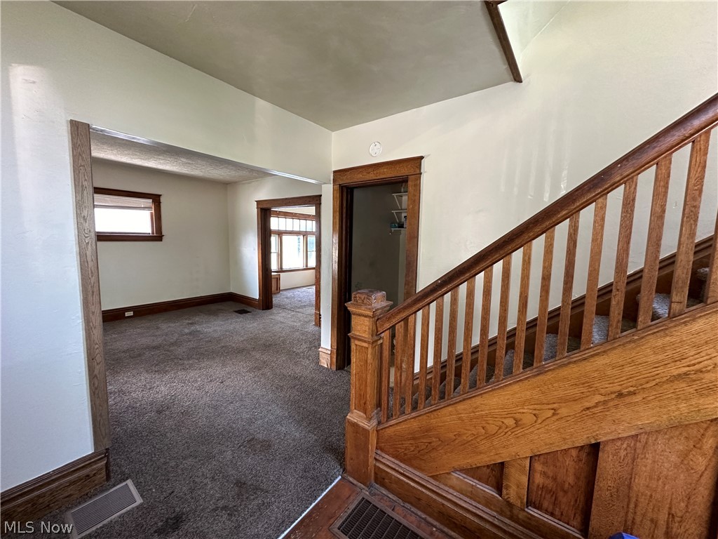 110 Halls Heights Avenue Youngstown OH 44509