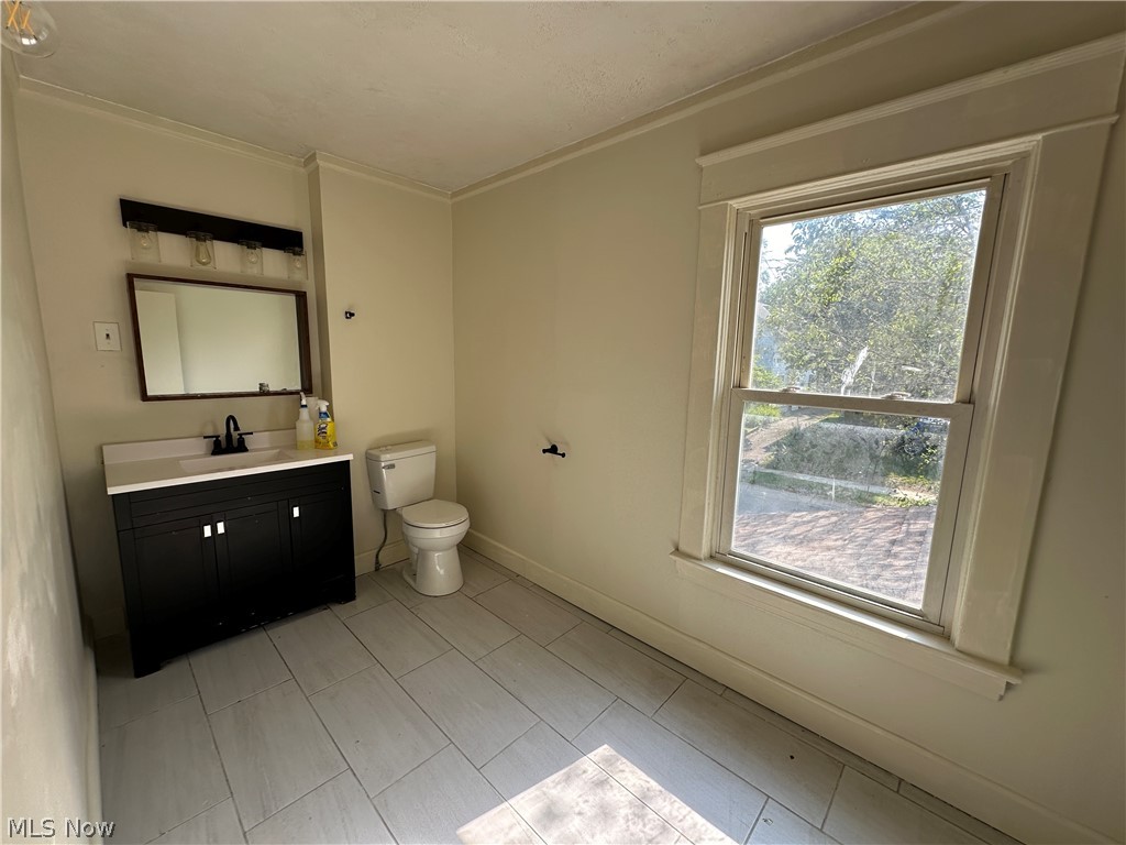 110 Halls Heights Avenue Youngstown OH 44509