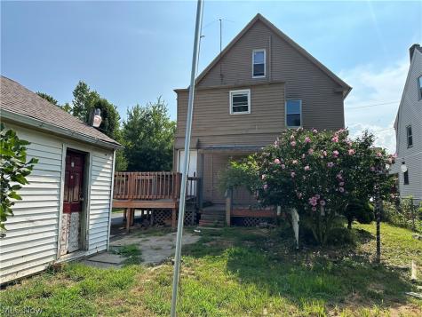 110 Halls Heights Avenue Youngstown OH 44509