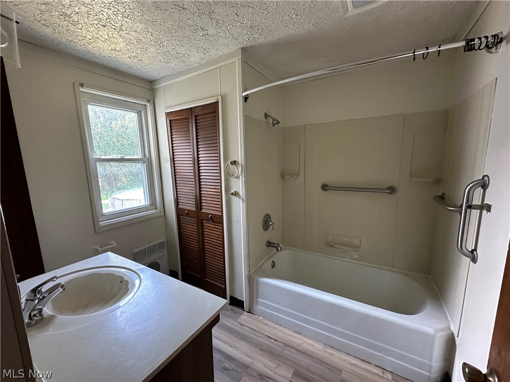 110 Halls Heights Avenue Youngstown OH 44509