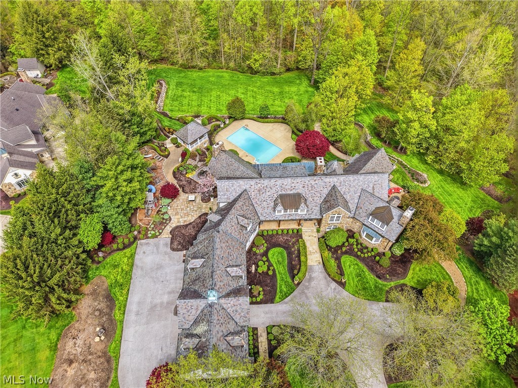809 Village Trails Gates Mills OH 44040