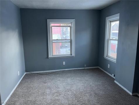1071 Fairbanks Place Akron OH 44306