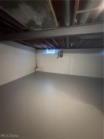 9409 Manor Avenue Cleveland OH 44104