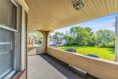 414 E 148th Street Cleveland OH 44110
