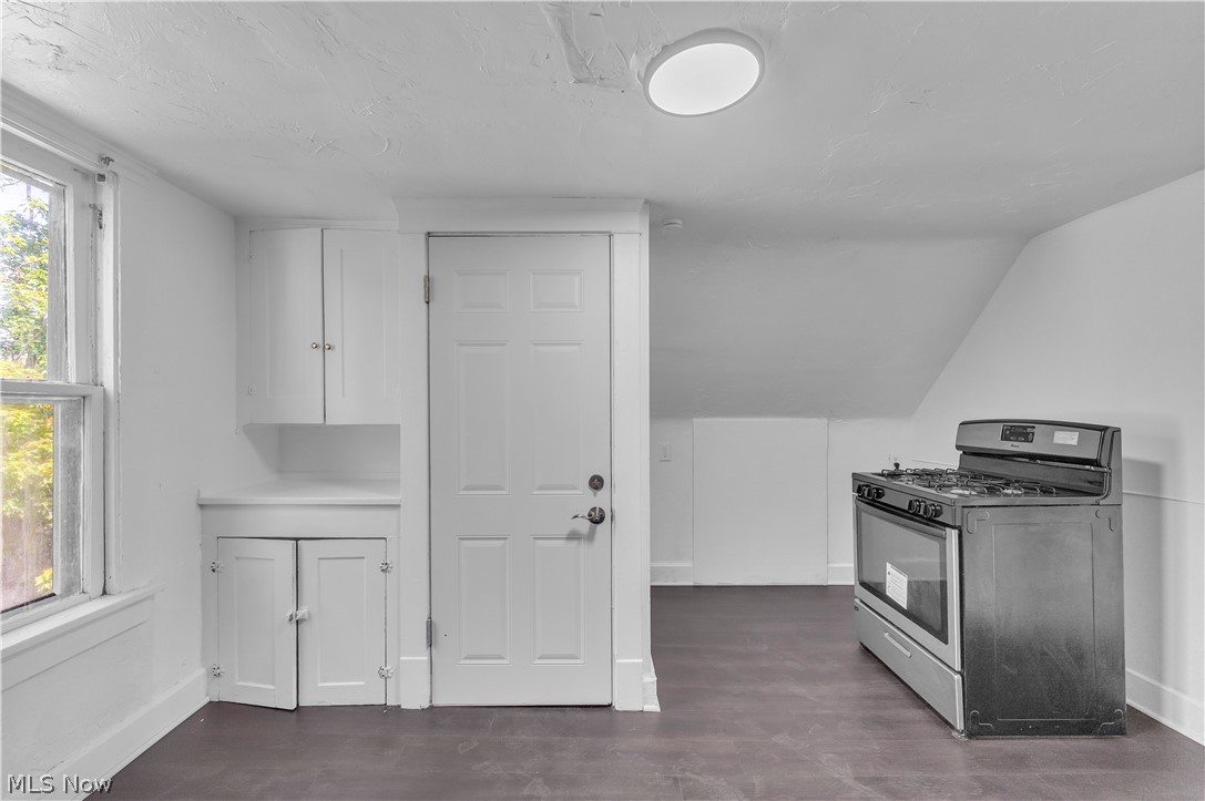 414 E 148th Street Cleveland OH 44110
