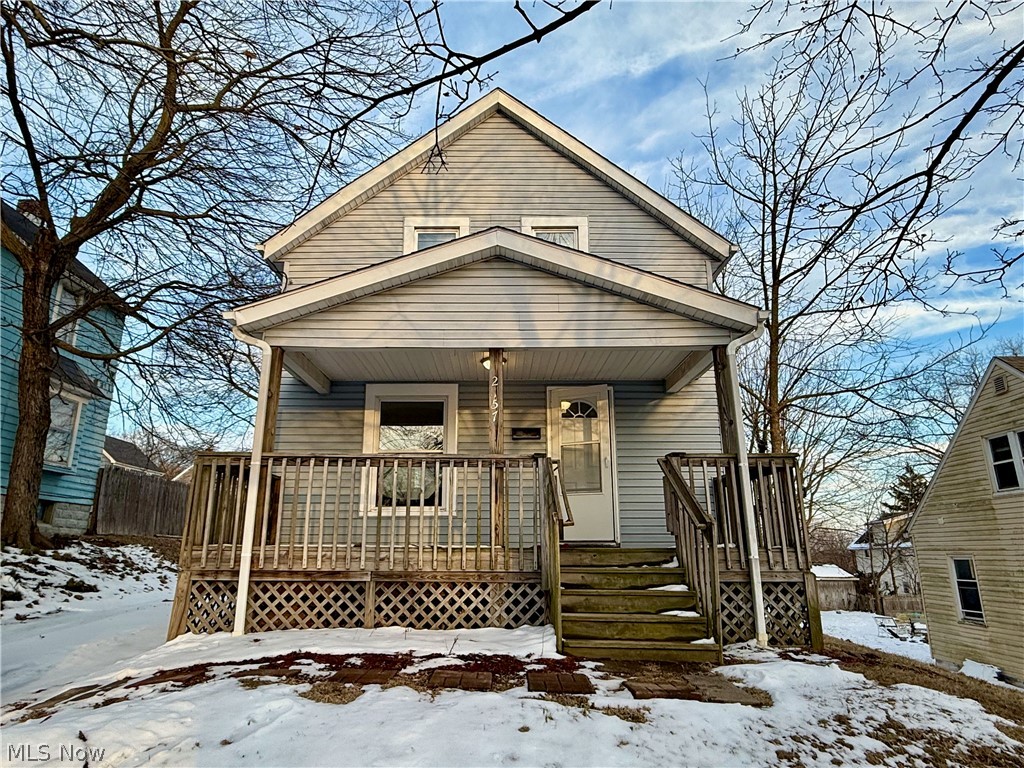 2157 10th Street SW Akron OH 44314