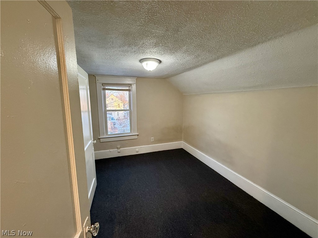 2157 10th Street SW Akron OH 44314