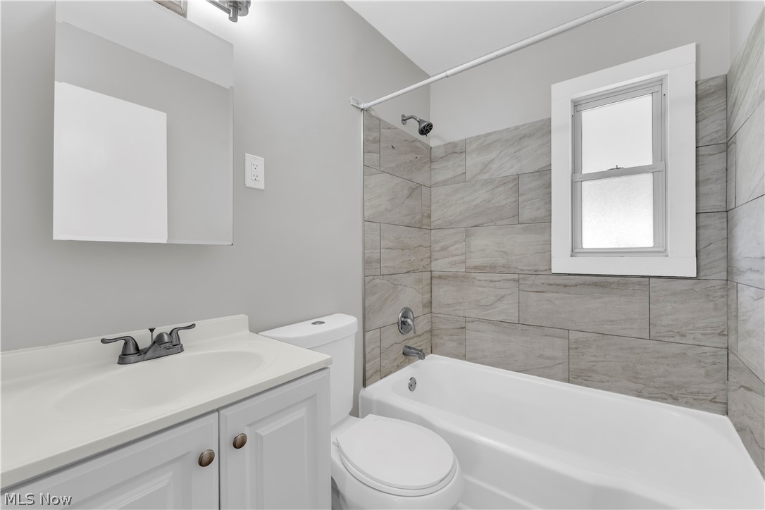 4992 Claremont Boulevard Garfield Heights OH 44125