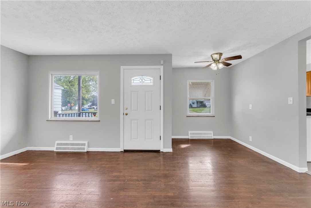 4992 Claremont Boulevard Garfield Heights OH 44125