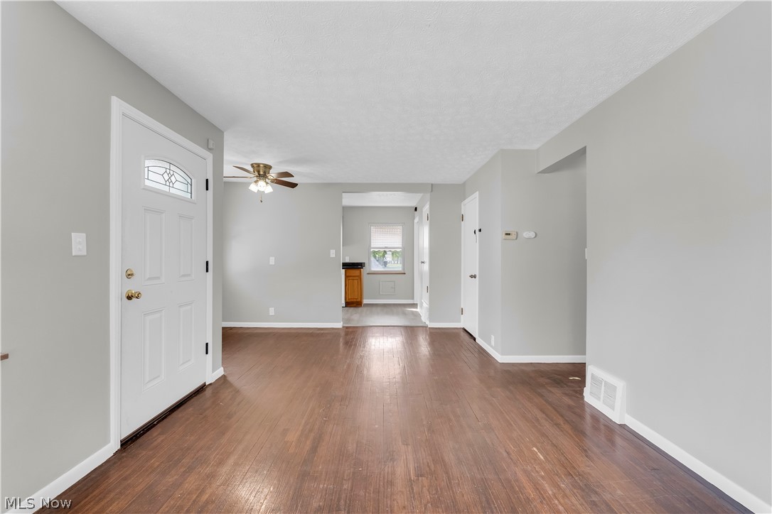 4992 Claremont Boulevard Garfield Heights OH 44125