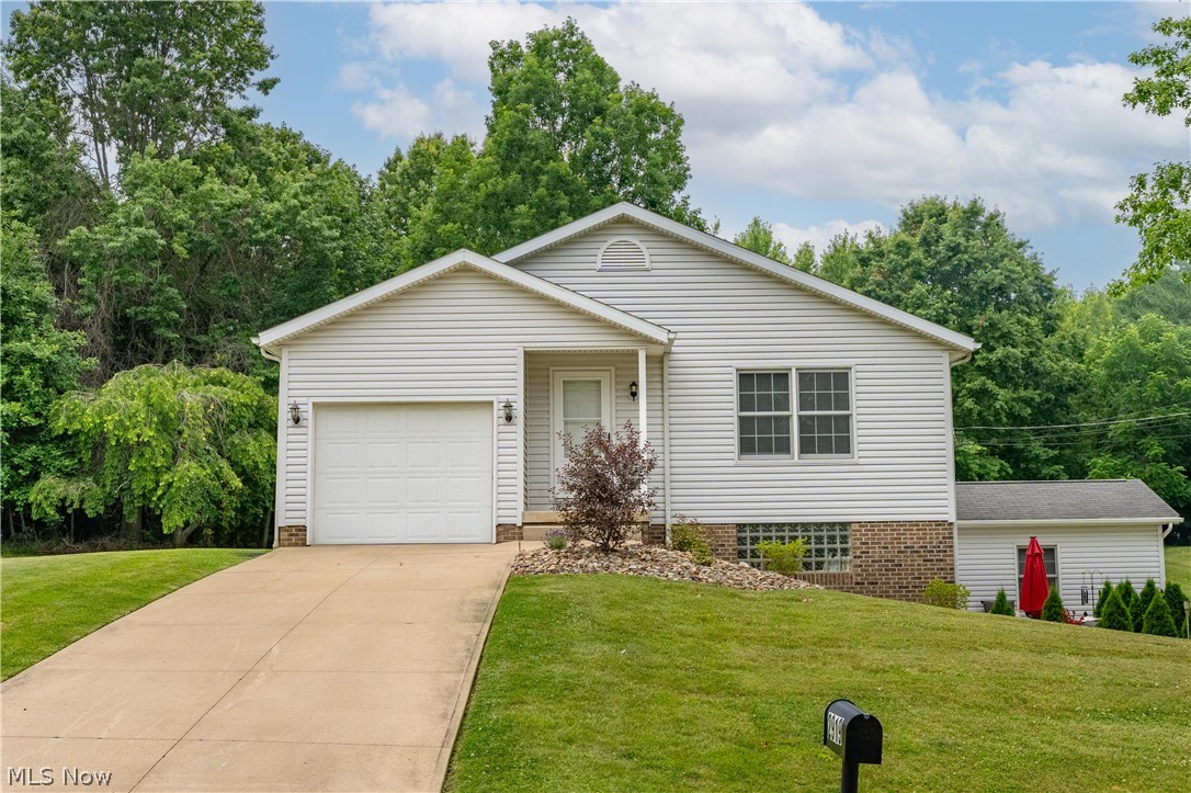 2919 Cliftmont Avenue NE Canton OH 44705