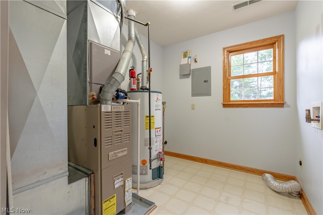 2919 Cliftmont Avenue NE Canton OH 44705