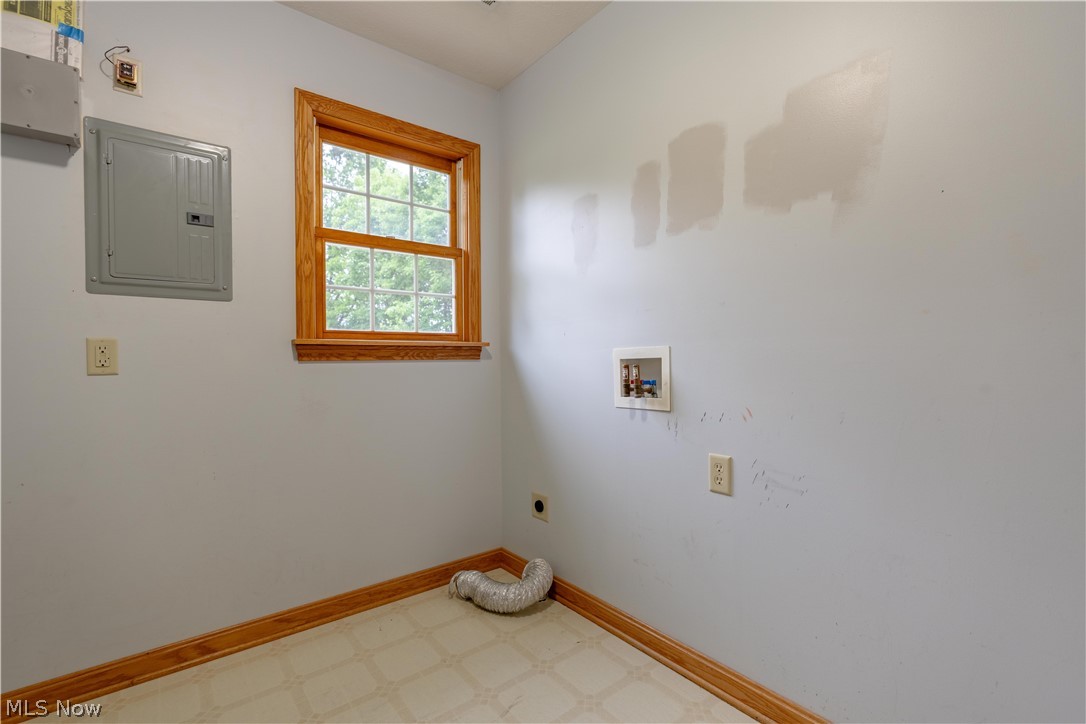 2919 Cliftmont Avenue NE Canton OH 44705