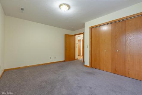 2919 Cliftmont Avenue NE Canton OH 44705