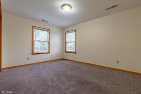 2919 Cliftmont Avenue NE Canton OH 44705