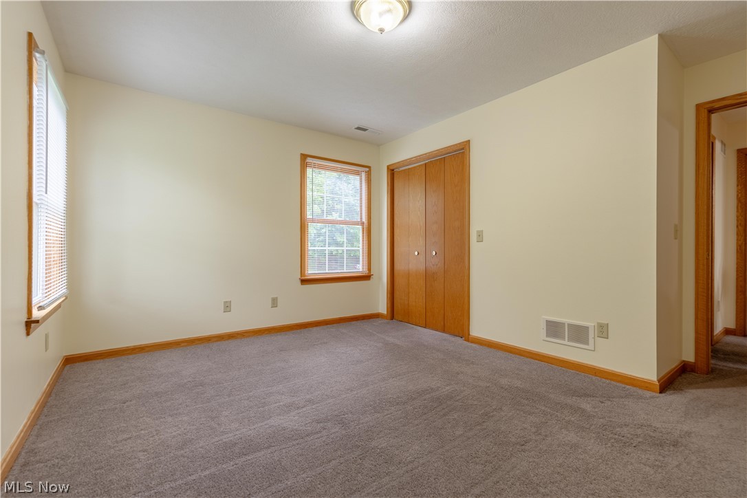 2919 Cliftmont Avenue NE Canton OH 44705