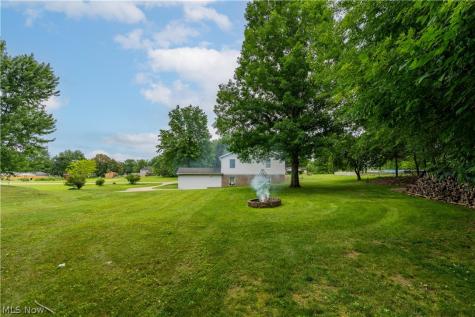2919 Cliftmont Avenue NE Canton OH 44705