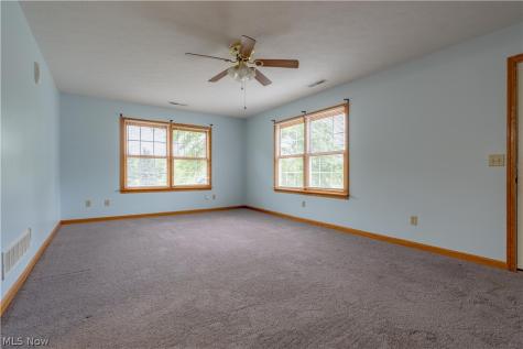 2919 Cliftmont Avenue NE Canton OH 44705