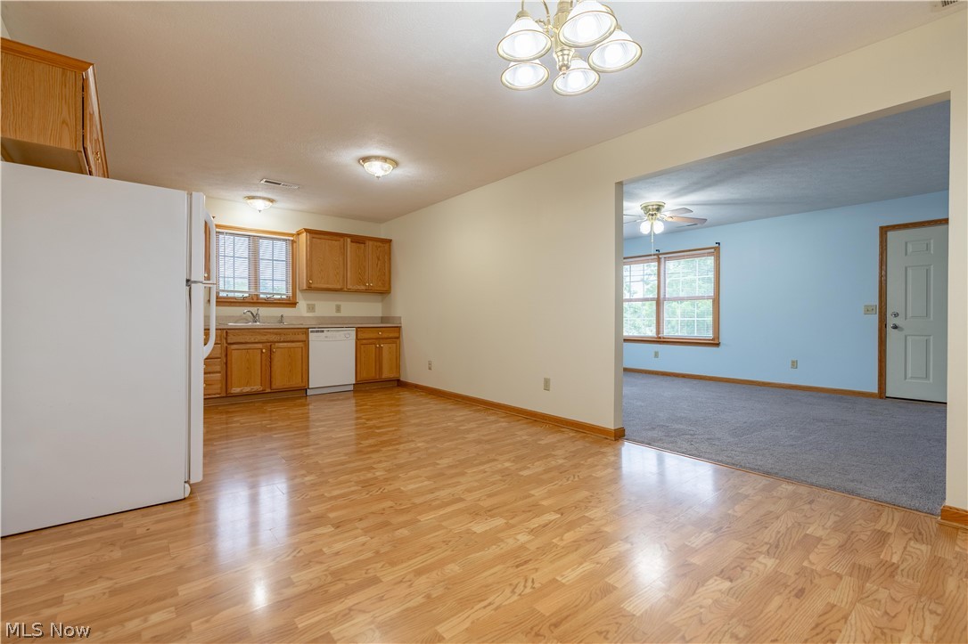 2919 Cliftmont Avenue NE Canton OH 44705