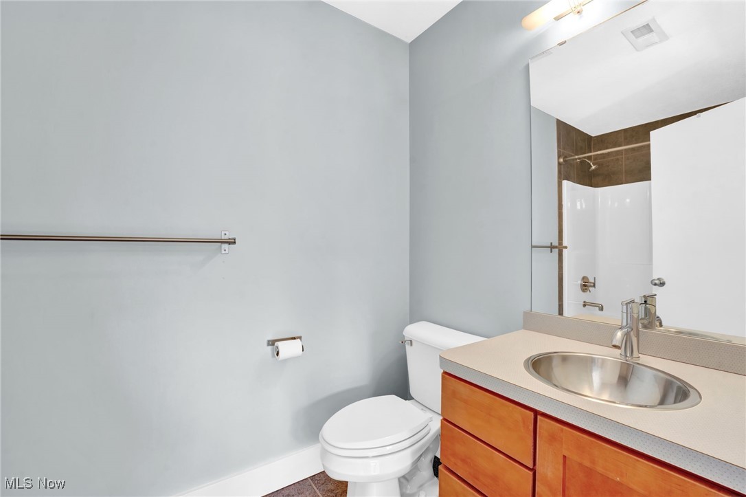 2227 City View Drive Cleveland OH 44112