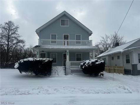 14210 Kingsford Avenue Cleveland OH 44128