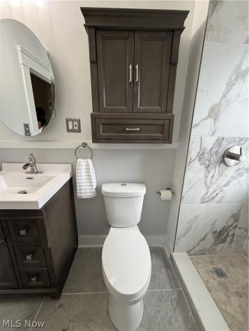 14210 Kingsford Avenue Cleveland OH 44128