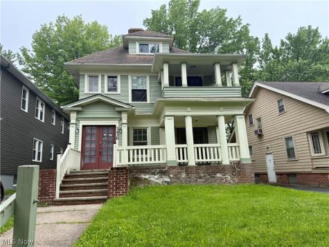 Beechwood Avenue Cleveland Heights OH 44118