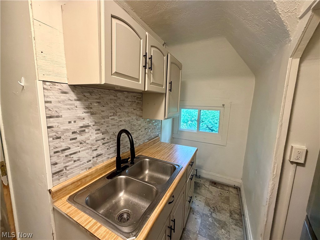 3430 Beechwood Avenue Cleveland Heights OH 44118