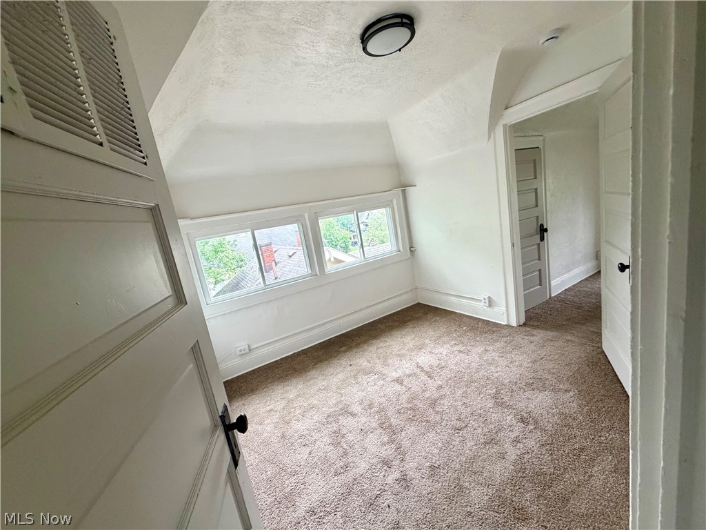 3430 Beechwood Avenue Cleveland Heights OH 44118