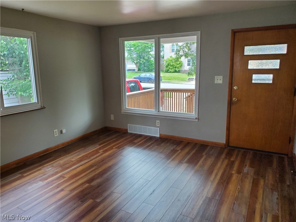 2562 3rd Street Cuyahoga Falls OH 44221