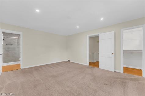 4089 Washington Boulevard University Heights OH 44118