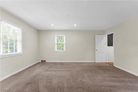 4089 Washington Boulevard University Heights OH 44118