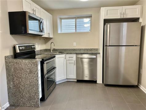 2188 W 6th Street Cleveland OH 44113