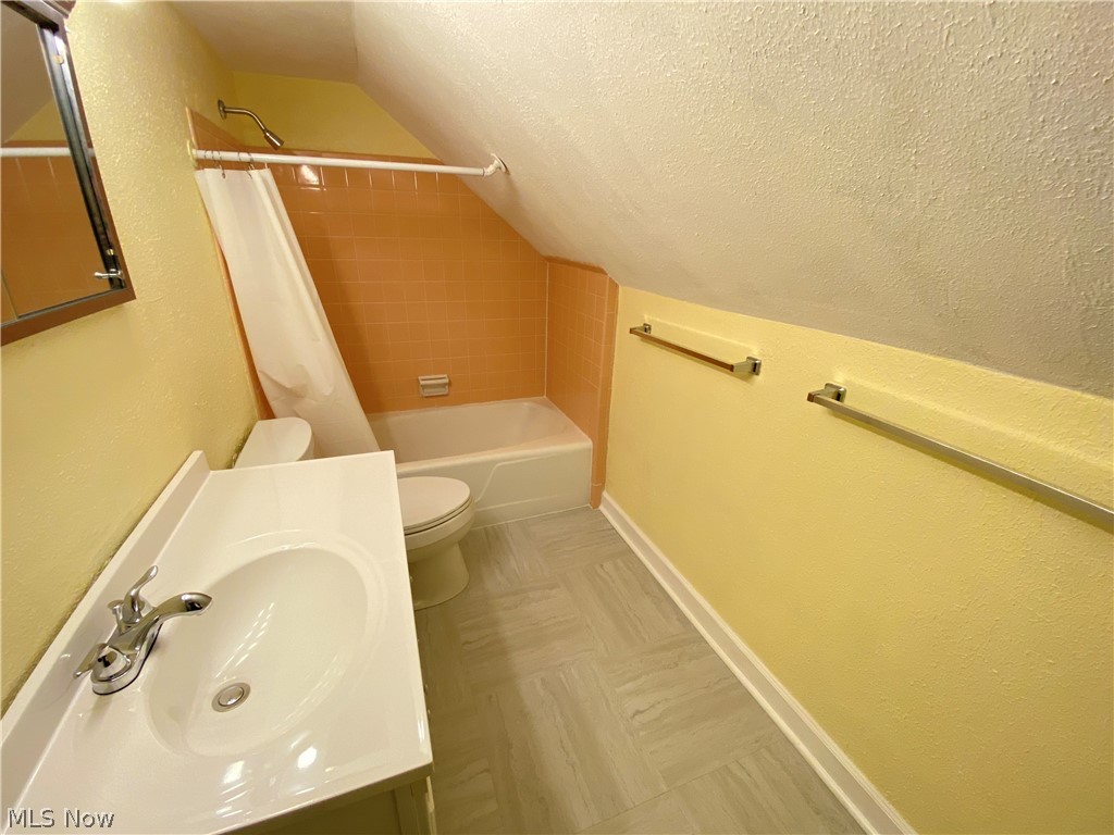 4129 Wilmington Road South Euclid OH 44121