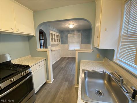 4129 Wilmington Road South Euclid OH 44121