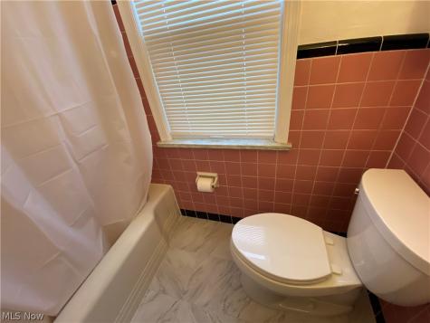 4129 Wilmington Road South Euclid OH 44121