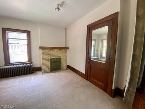 179 Oakdale Avenue Akron OH 44302