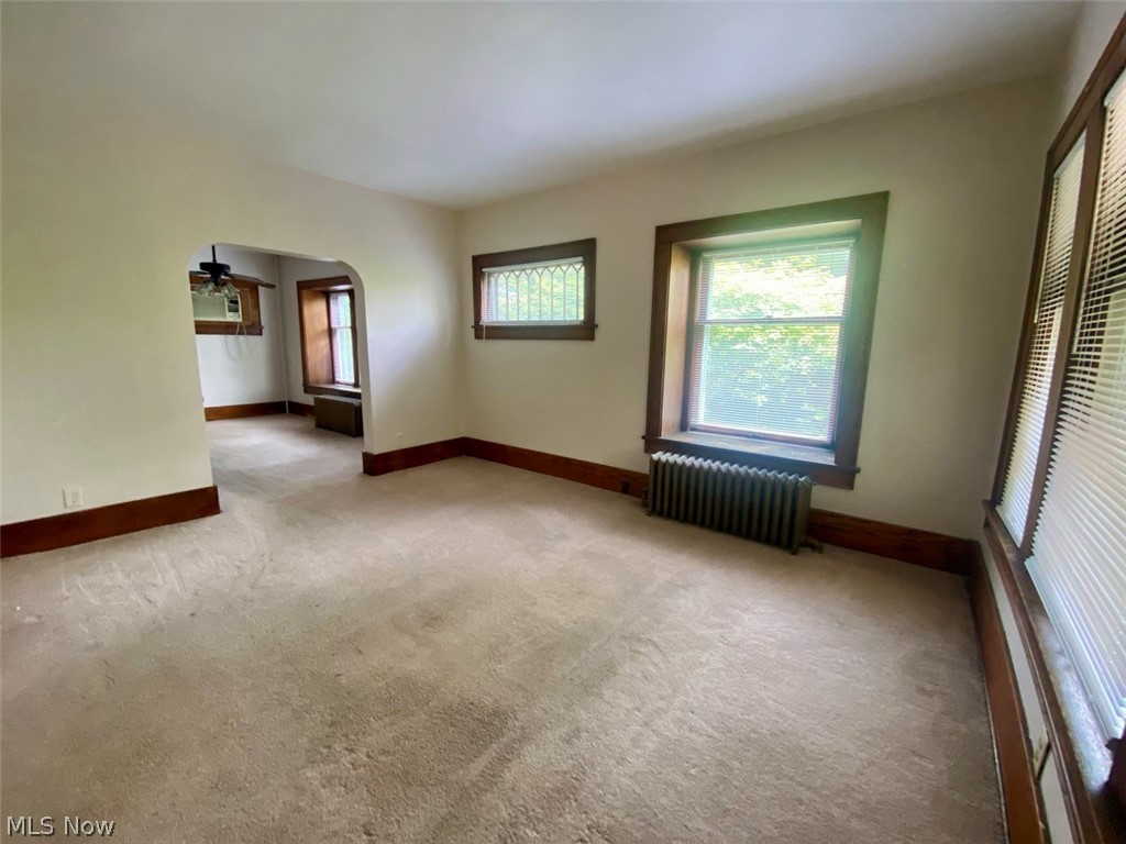 179 Oakdale Avenue Akron OH 44302
