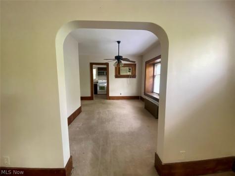 179 Oakdale Avenue Akron OH 44302