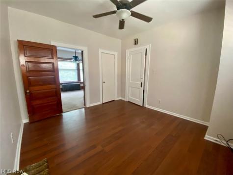 179 Oakdale Avenue Akron OH 44302