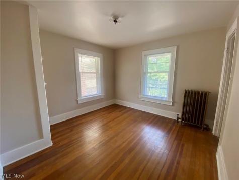 179 Oakdale Avenue Akron OH 44302