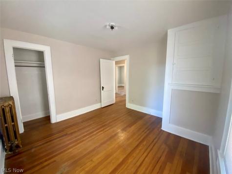 179 Oakdale Avenue Akron OH 44302