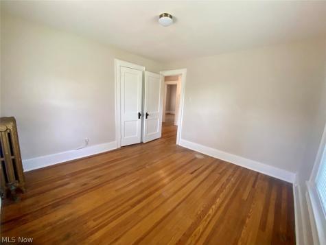 179 Oakdale Avenue Akron OH 44302